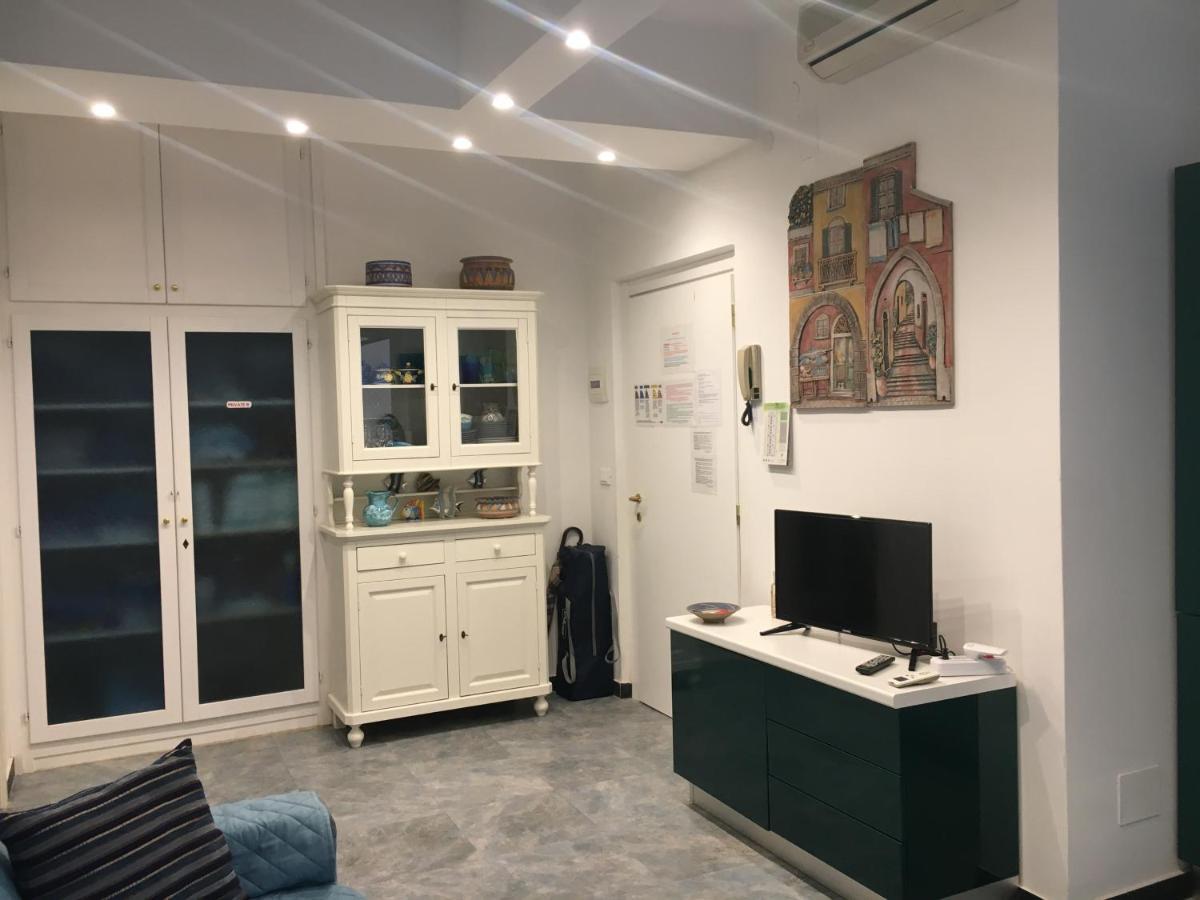 Bilocale Alle 5 Terre Monterosso 200M From The Beach Monterosso al Mare Bagian luar foto